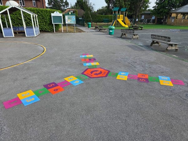 3-Way-Hopscotch-300mm-Playground-Marking