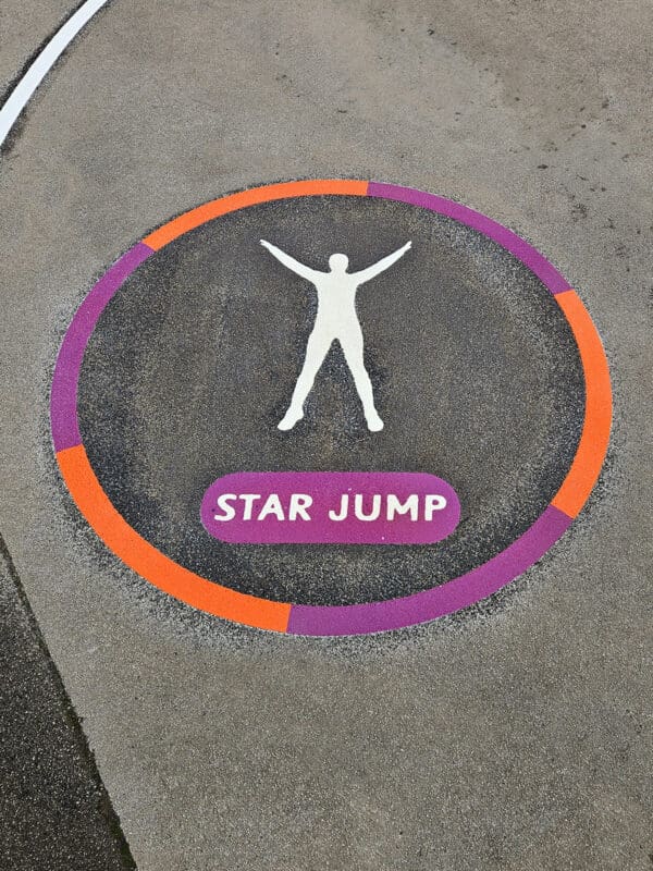Star-Jump-Outline-Active-Spot-Playground-Marking