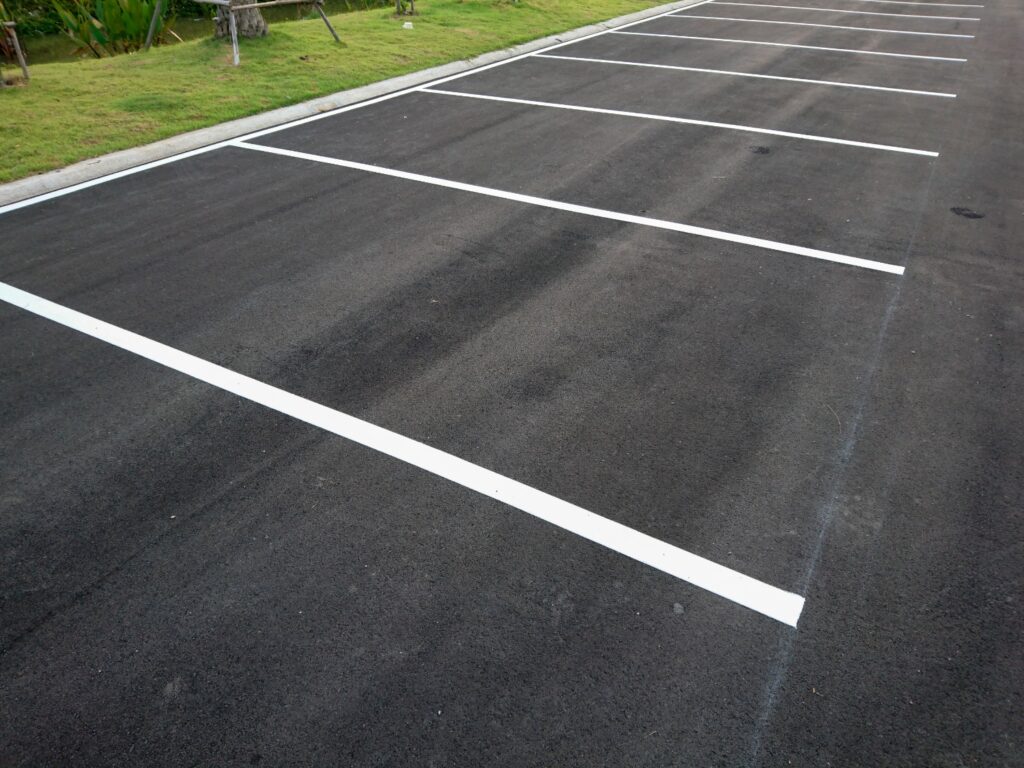 carpark-parking-bays-white-lines